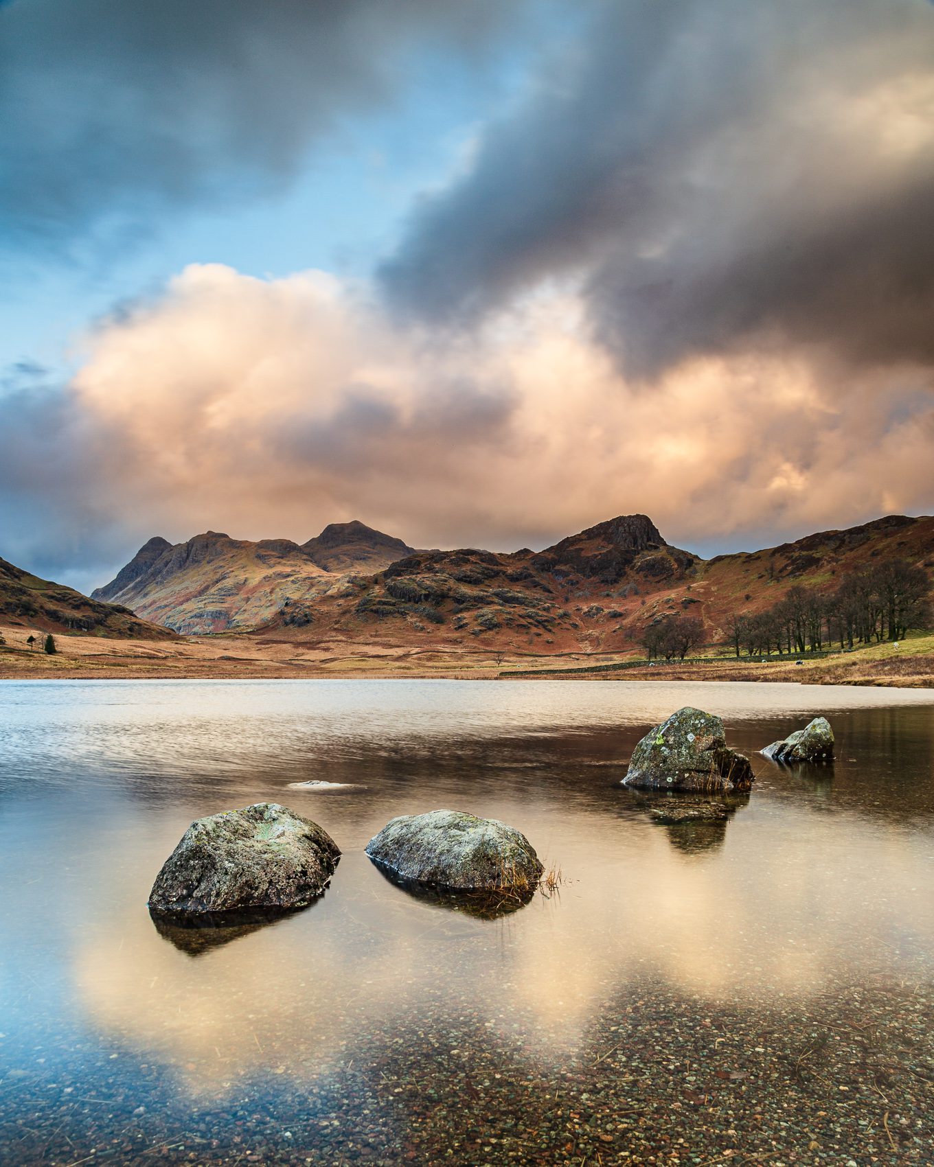 Blea Tarn, The Lake District, Cumbria, England. EL019