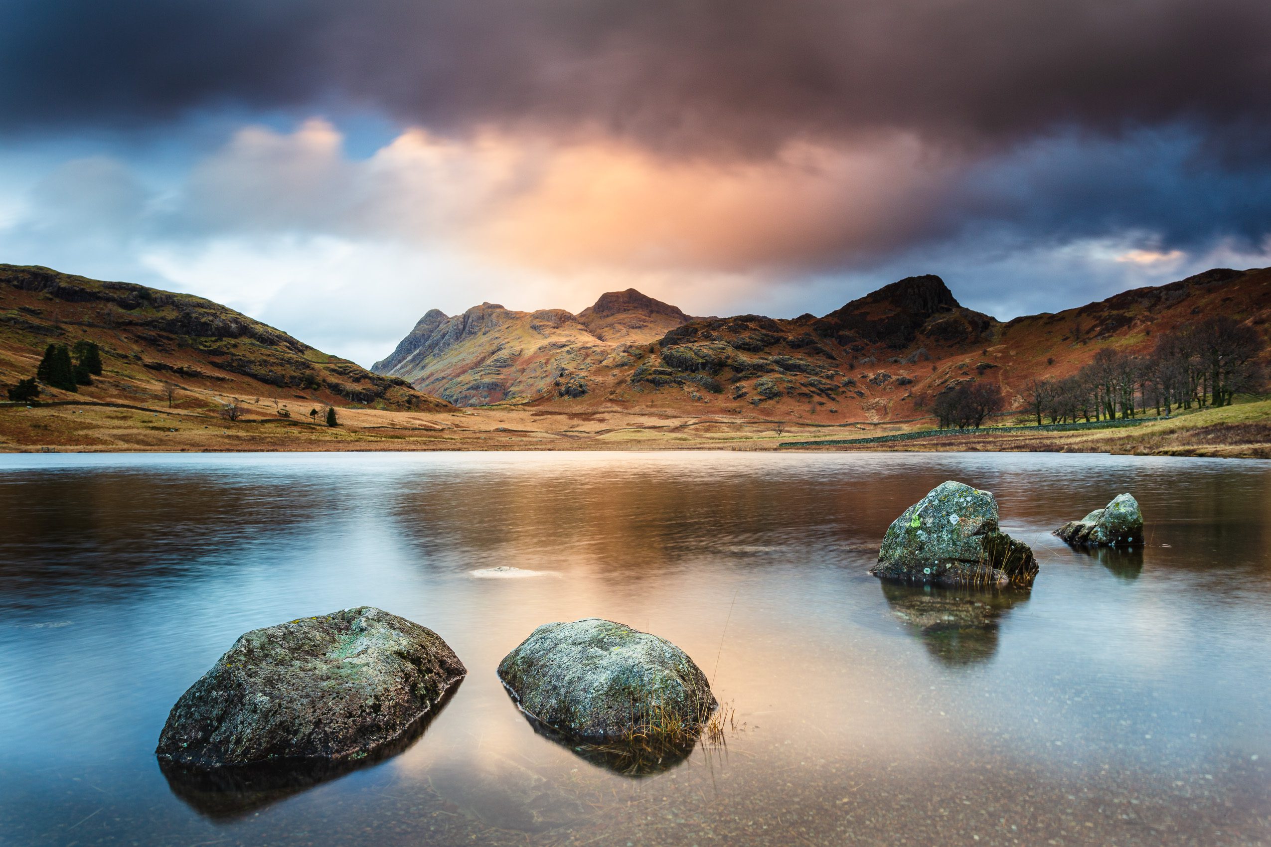 Blea Tarn, The Lake District, Cumbria, England. EL020