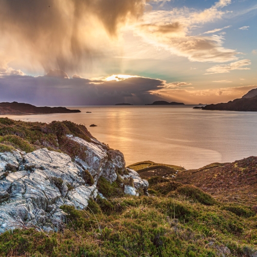 View east to the Shiant Islands, from the mouth of Loch Sealga, isle of Lewis, Western Isles, Scotland HB022