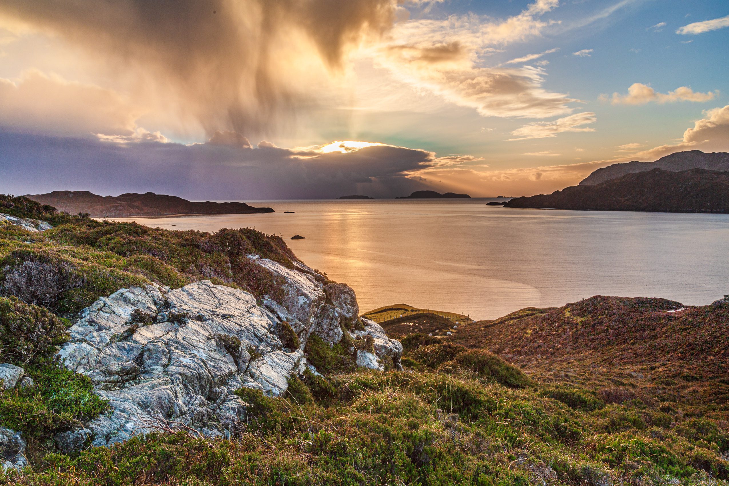 View east to the Shiant Islands, from the mouth of Loch Sealga, isle of Lewis, Western Isles, Scotland HB022