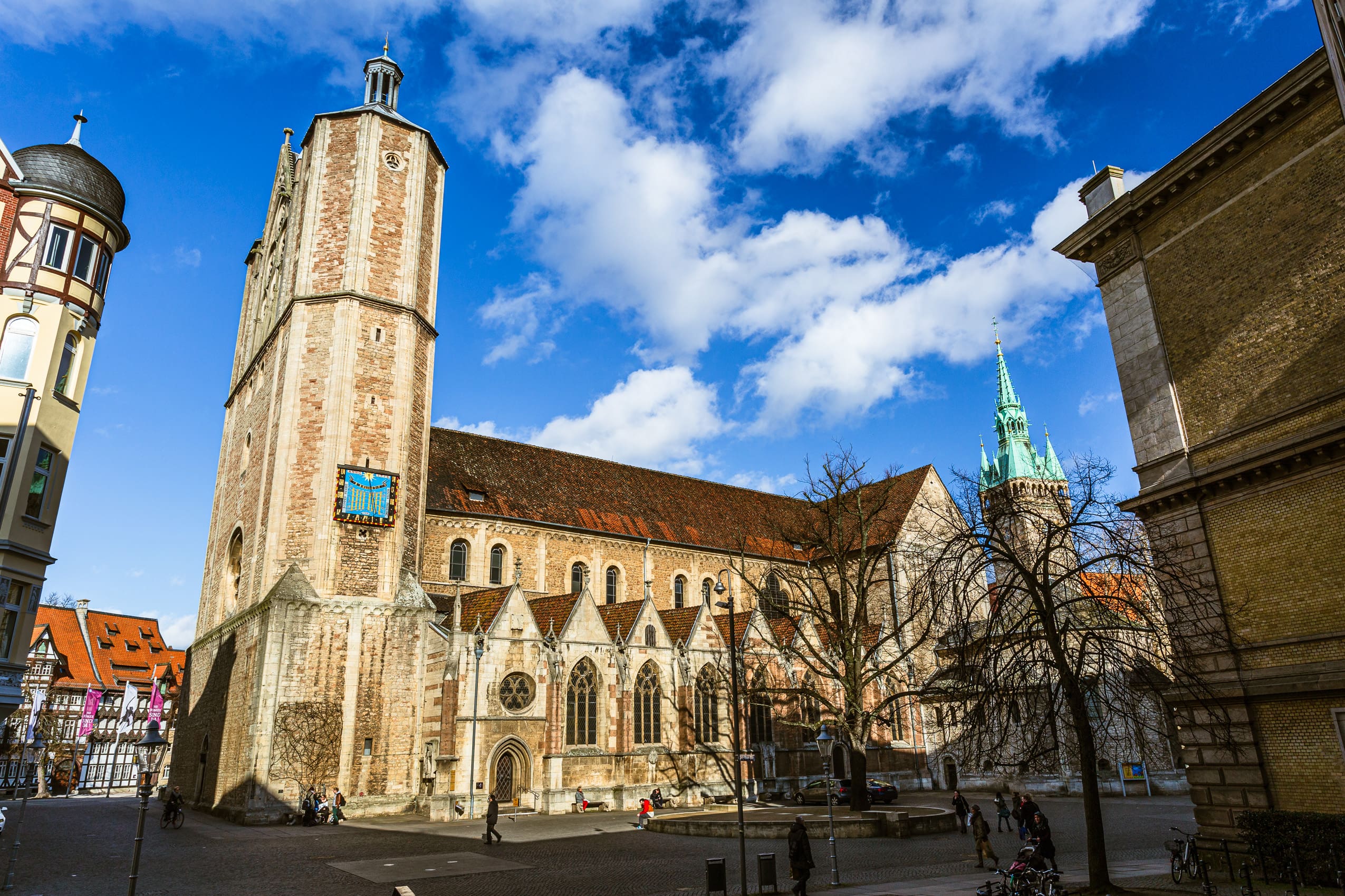 Domplatz and the Braunschweiger Dom, Braunschweig, Germany. BS011