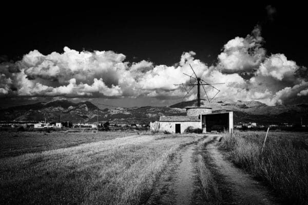 Derelict windmill, Mallorca, Balearic Islands, Spain. MA001