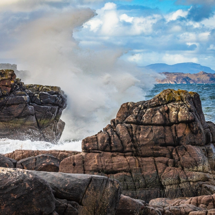 Breaking waves against the rocky shore at Lonbain, Applecross, Scotland. AP030