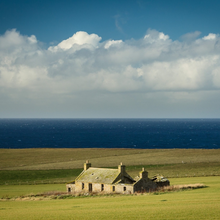 Derelict farmhouse, Birsay, Mainland, Orkney Islands. OR024